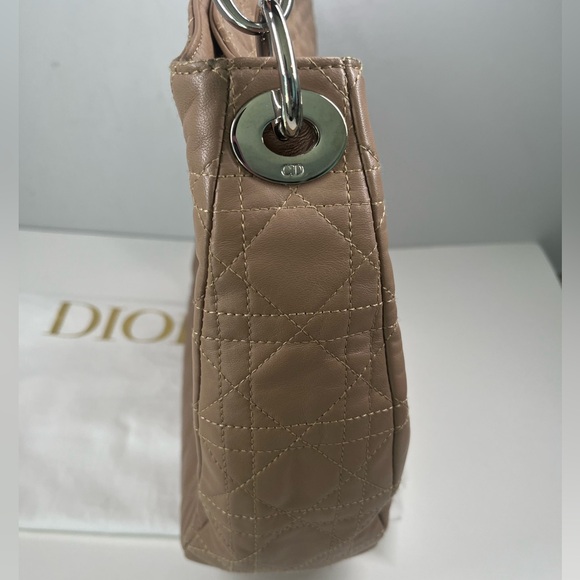 Authentic Christian Dior Nude Cannage Quilted Leather Hobo Handbag - Picture 4 of 13